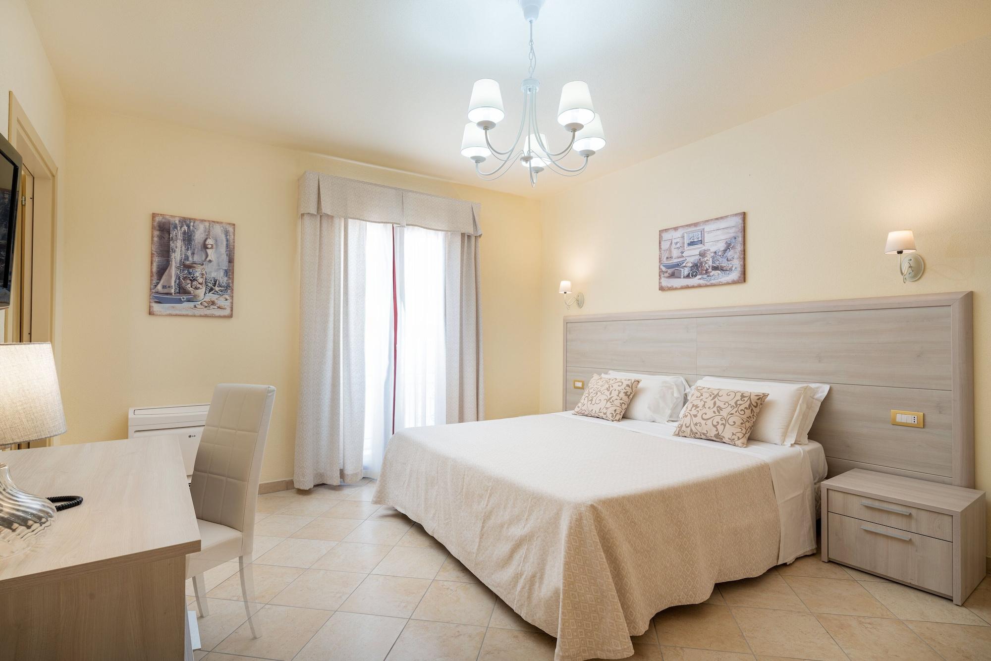 Hotel Regina Elena Olbia Esterno foto