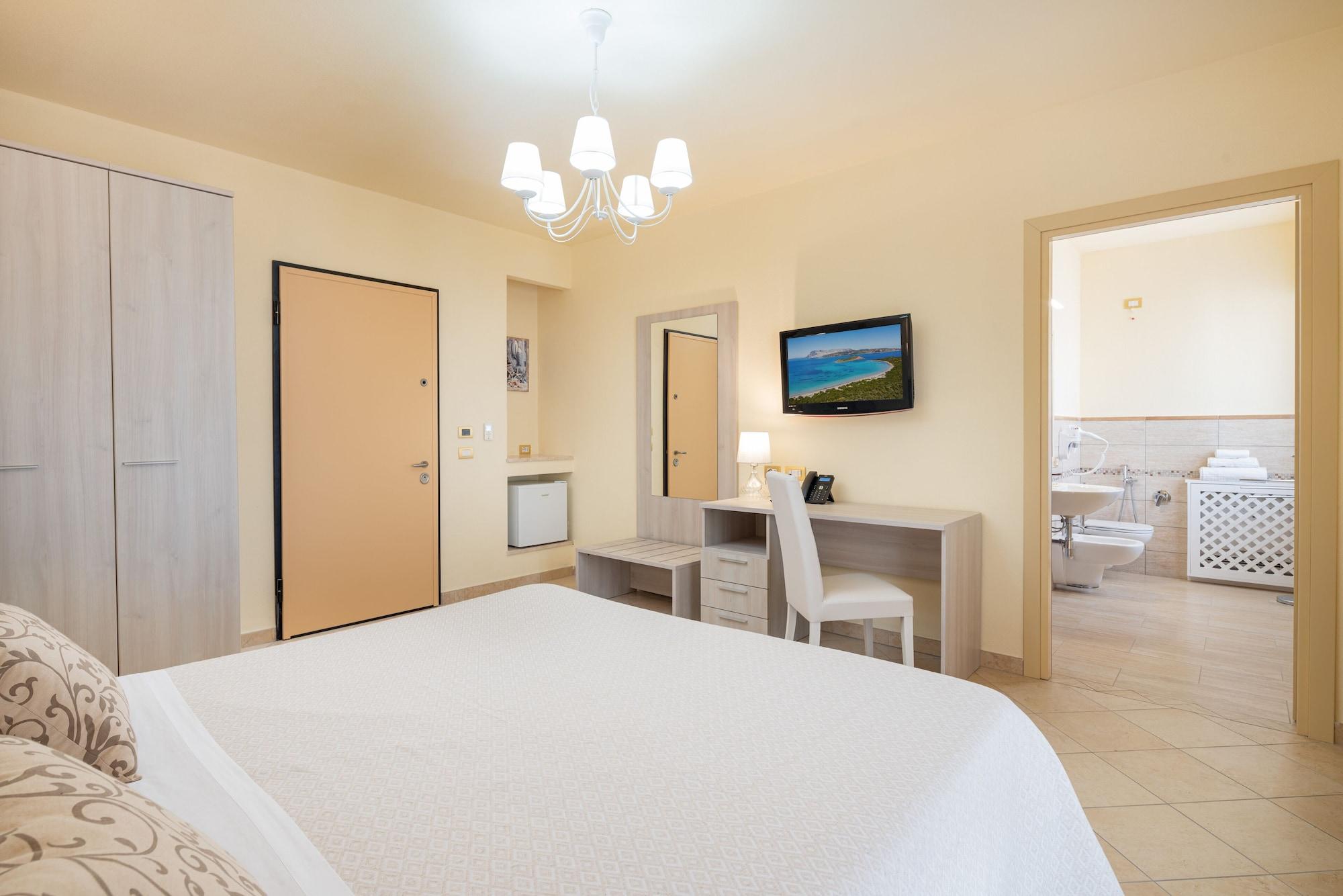 Hotel Regina Elena Olbia Esterno foto