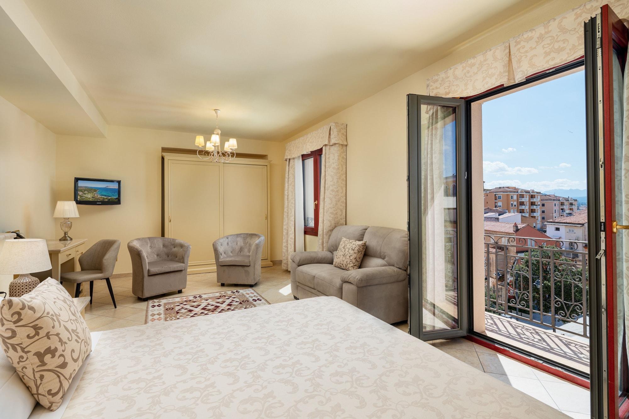 Hotel Regina Elena Olbia Esterno foto