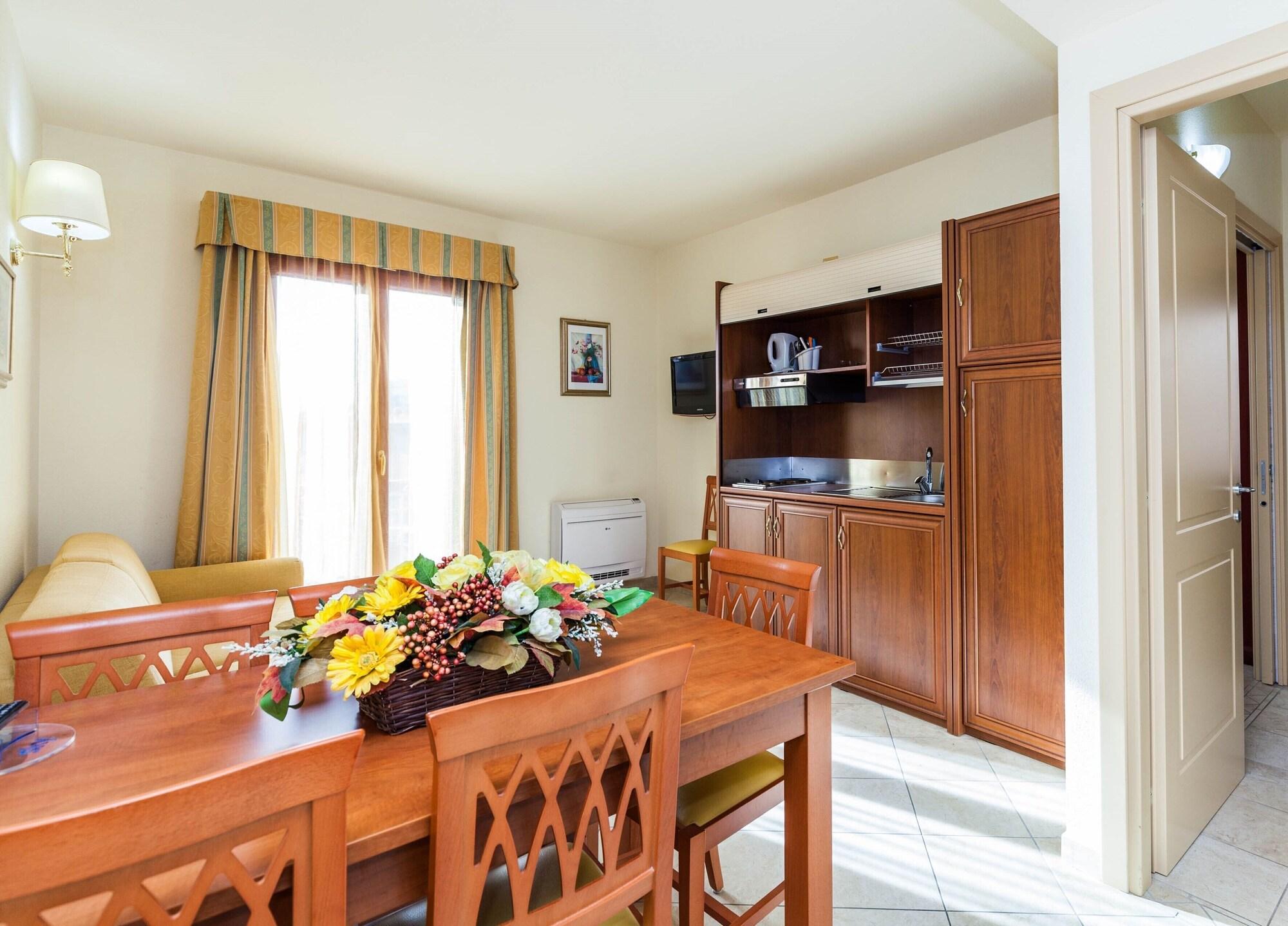 Hotel Regina Elena Olbia Esterno foto