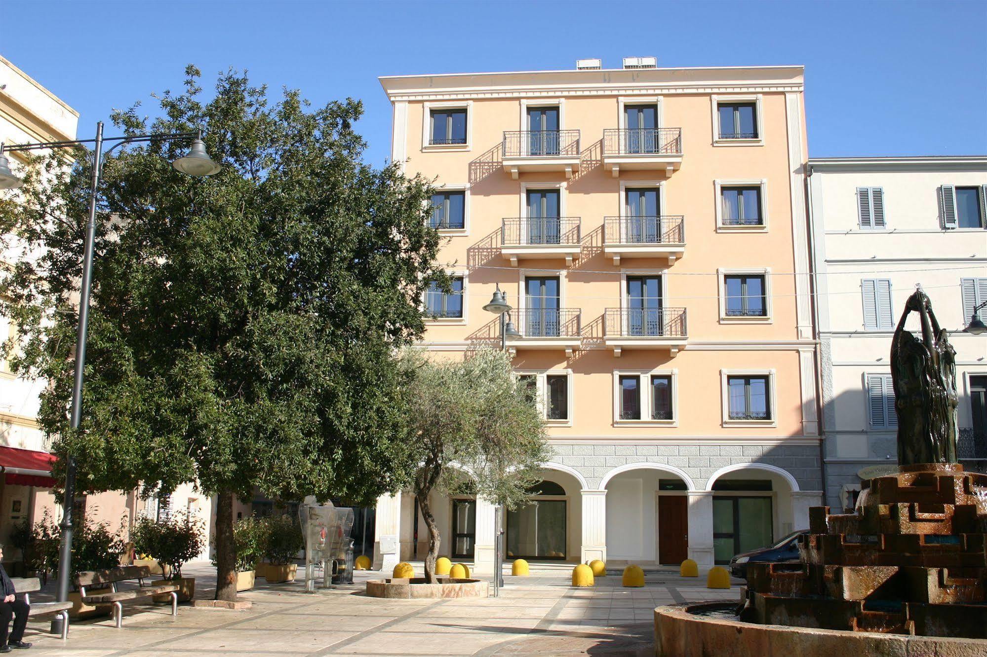 Hotel Regina Elena Olbia Esterno foto